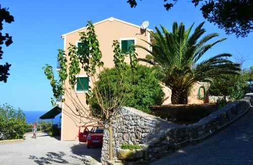 Manganos Apartment | Heliovasilema (Sunset) Apartments and Studios
