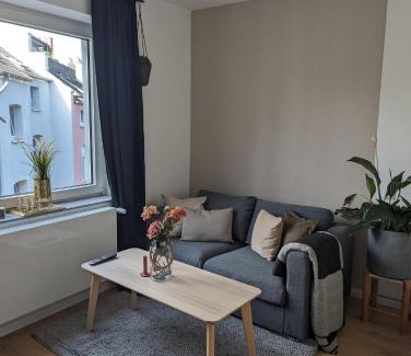 Flingern Nord Apartment | Helle 2 Zimmer mit Home Office