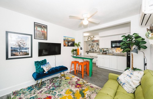 Historic Old Northeast House | Hello Dali- artistic getaway in Downtown St Peten
