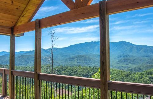 Chalet Village North House | Hello Smokys