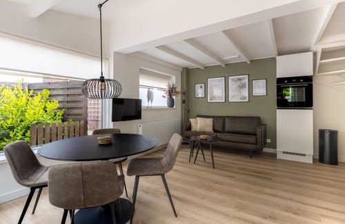 Domburg House | Hello Zeeland - Vakantiehuis Roosjesweg 5