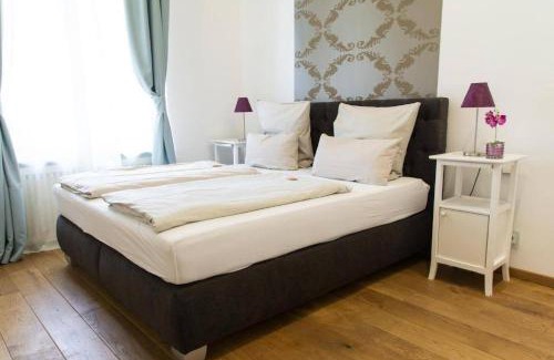 Friedrichstadt Apartment | Helvetia Suites