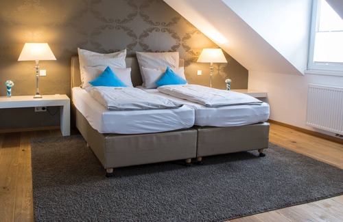 Friedrichstadt Apartment | Helvetia Suites