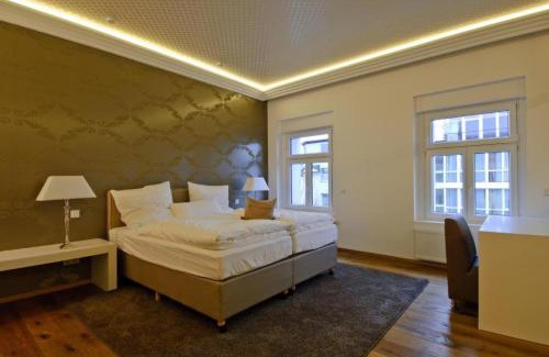 Friedrichstadt Apartment | Helvetia Suites