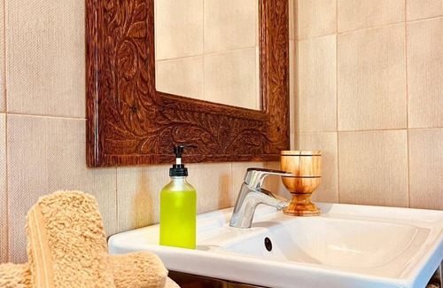 Bwejuu Beach Hotel | Helwa's Boutique Hotel & Restaurant