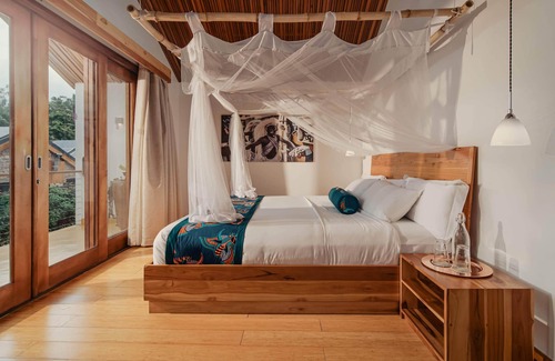 Kigali Hotel | Hemingways Retreat Kigali