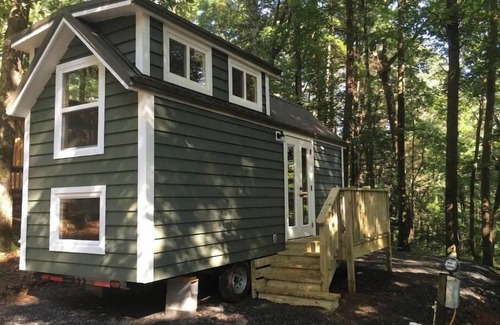 Clarkesville Cabin | Hemlock Tiny Home at Bleu Canoe Campground