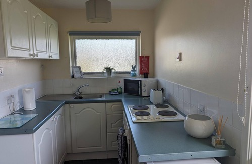 Great Yarmouth Apartment | Hemsby Holiday Home - Norfolk Beach & Seaside fun