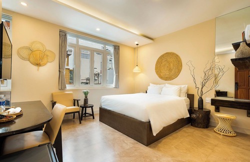 Phuong 8 Hotel | HemTouch House