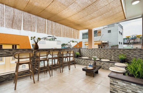 Phuong 8 Hotel | HemTouch House