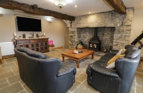 Capel Celyn House | Hen Dy Craig Yr Ronwy