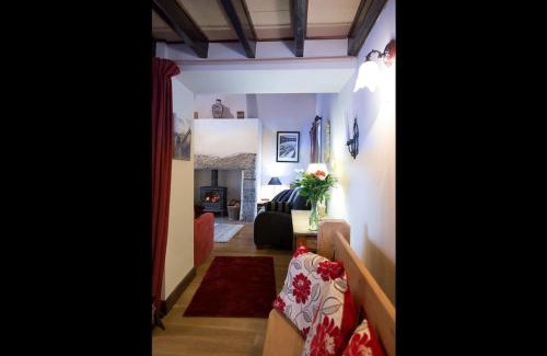 Marianglas House | Hen Gamdda Fawr