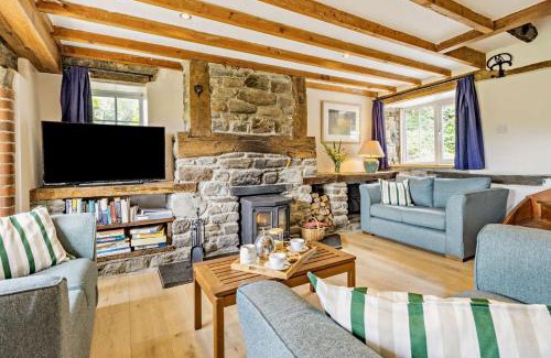 Cemmaes House | Hen Stabl- Cemaes