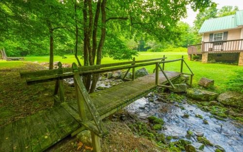 Cosby House | Hen Wallow Creek Cottage