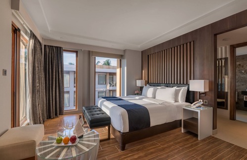 Boracay Island Hotel | Henann Crystal Sands Resort