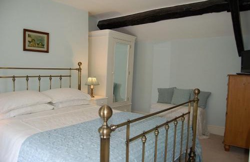 Talybont House | Henborth Mawr Cottage in Talybont