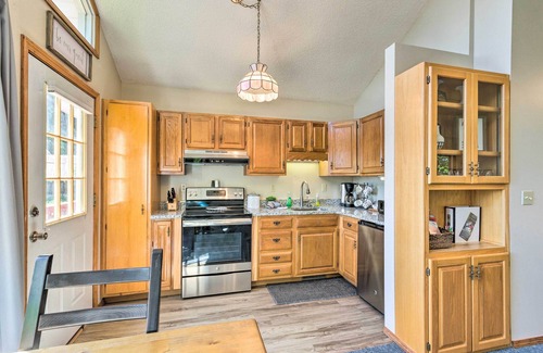 Hendersonville Apartment | Hendersonville 'Cantrell Cottage' - Smoky Mtn View