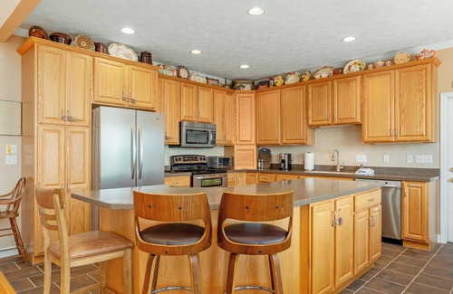 Rambling Ridge House | Hendersonville Heaven Sent