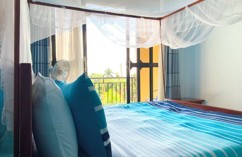Entebbe Hotel | Hendo Hotel