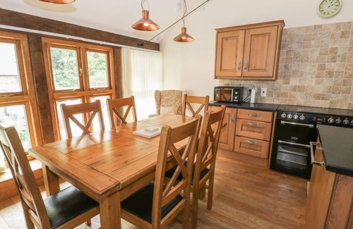 Fairbourne Cottage | Hendoll Barn