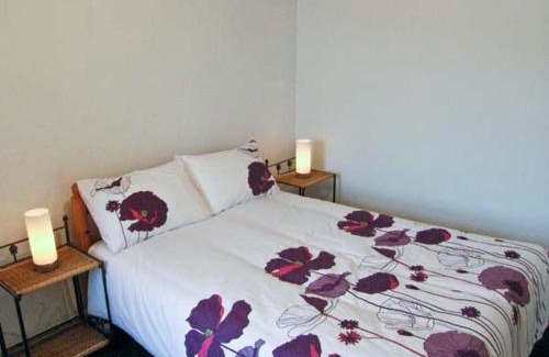 Denbigh House | Hendre Aled Cottage 1