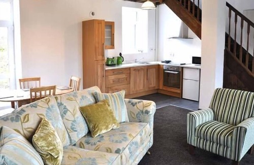 Denbigh Cottage | Hendre Aled Cottage 3
