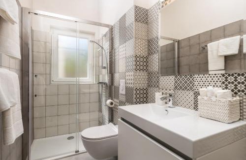 Vrbnik Apartment | Heni2