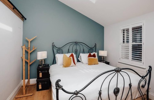 Henley Apartment | Henley Gardens