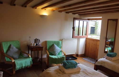 Llandovery Bed & Breakfast | Henllys Estate B&B