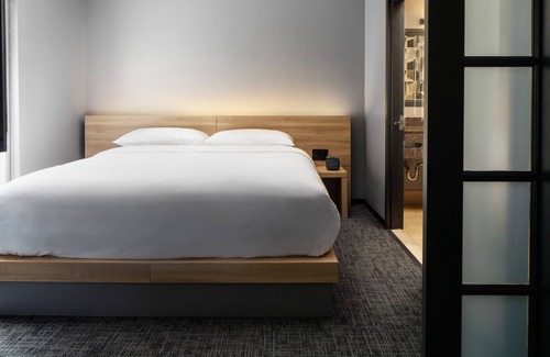 Garment District Hotel | Henn na Hotel New York