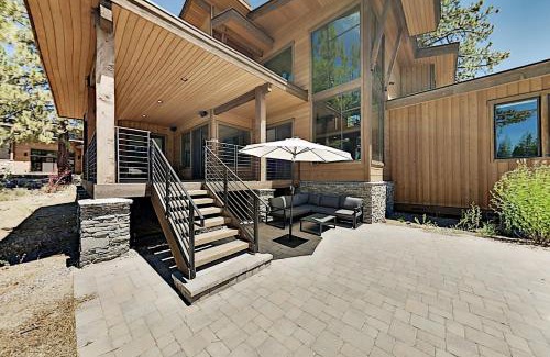 Truckee House | Henness Haven