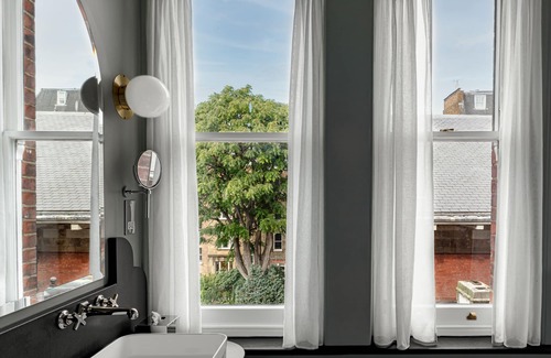 Covent Garden Hotel | Henrietta Experimental