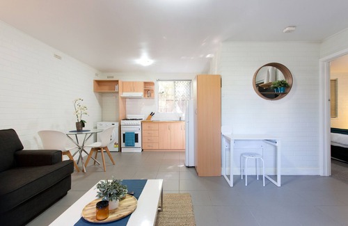 Shenton Park Apartment | Hensman 5 Shenton Park Apartment