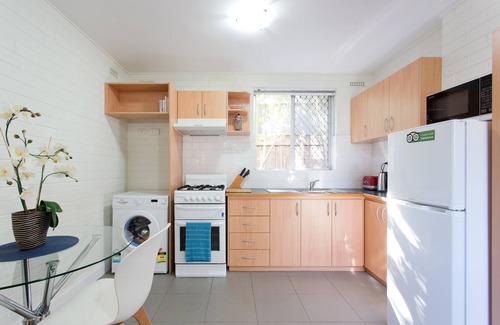 Shenton Park Apartment | Hensman 5 Shenton Park Apartment