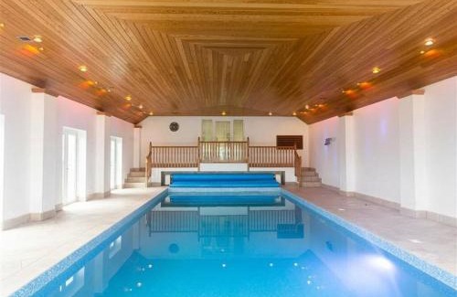 Berrynarbor House | Henstridge House