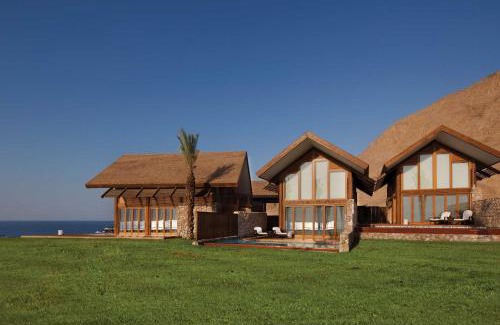 Eilat Hotel | Herbert Samuel Royal Shangri-La Eilat