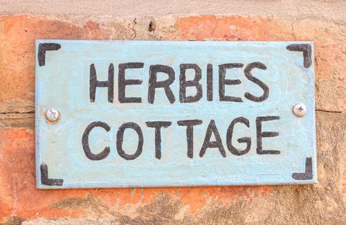 Snettisham House | Herbies Cottage, King's Lynn