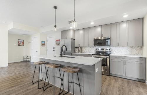 St. George Apartment | Here Comes the Sun condo