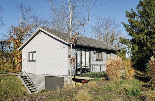 Somme-Leuze House | Here we have found for you a beautiful, quietly located wooden chalet.