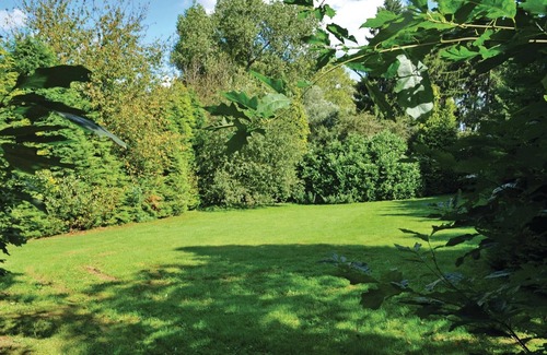 Somme-Leuze House | Here we have found for you a beautiful, quietly located wooden chalet.