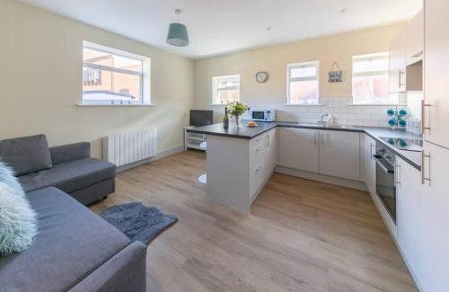 Hereford Apartment | Hereford City Centre - Apartment 4, Isabella House - Modern Apartment In The Heart of The City - Sleeps 4 Guests - Hosted by RENTMYHOUSE