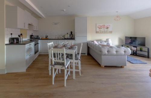 Hereford Apartment | Hereford City Centre - Apartment 9, Isabella House - Modern Apartment In The Heart of The City - Sleeps 4 Guests - Hosted by RENTMYHOUSE