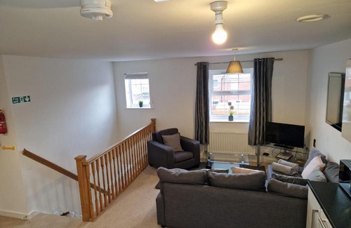 Hereford Apartment | Hereford - Robin Coach House - Located On City Outskirts In North Hereford - Modern 2 Bedroom Property With Parking - Suitable For Small Family, Couple Or Contractors - Hosted by RENTMYHOUSE