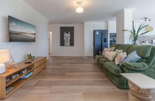 Tuncurry Apartment | Heritage 301