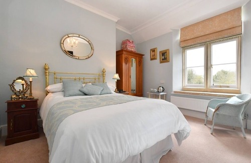 Calne Bed & Breakfast | Heritage Bed & Breakfast