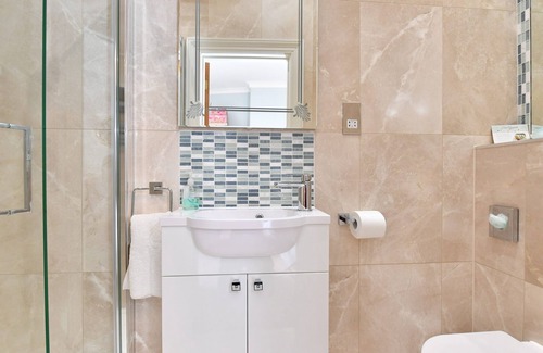 Calne Bed & Breakfast | Heritage Bed & Breakfast