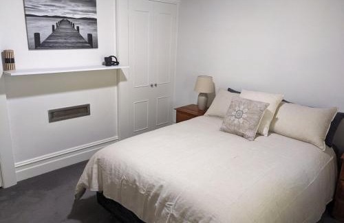 Albury House | Heritage Chic in Central Albury