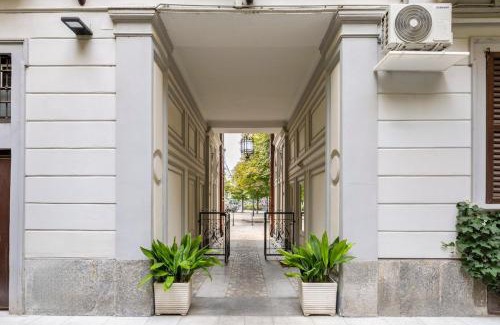 Porta Garibaldi House | Heritage Four Suites