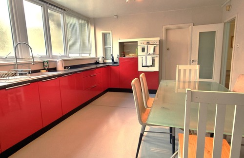Swindon Apartment | Heritage House Old Town