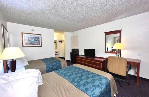 Baton Rouge Hotel | Heritage Inn and Suites